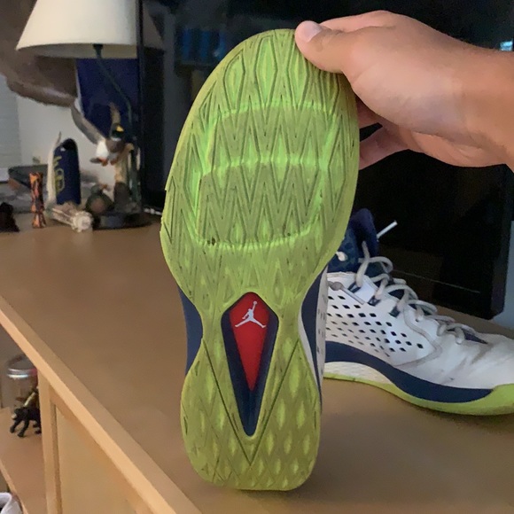 Men’s Jordan’s Basketball Shoes - Picture 5 of 5